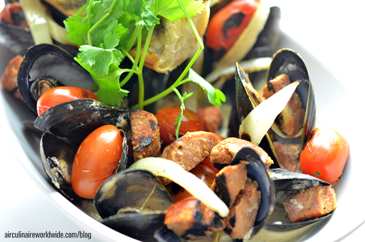 white wine broth mussels roasted linguica recipe